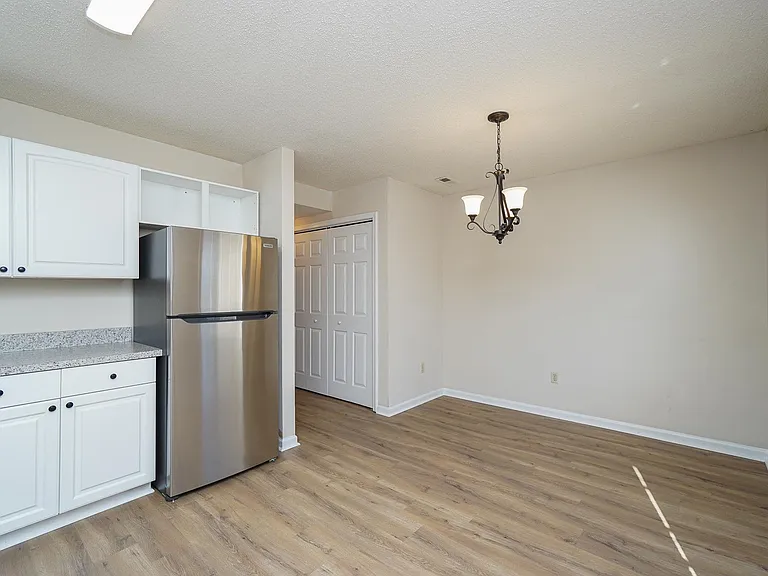303 Waddell Rd — Photo 16