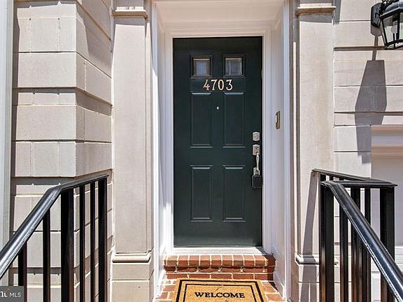 3rd image of 4703 Monaco Cir