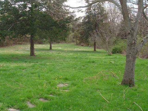 2nd image of 1370 W County Road 100n