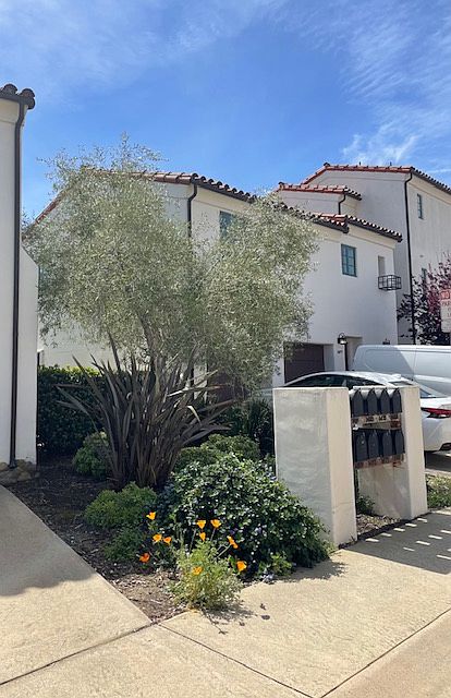 1st image of 1477 Hosmer Ln