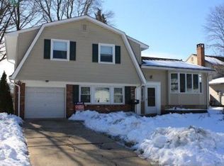 57 Kent Ave, Marlton, NJ 08053
