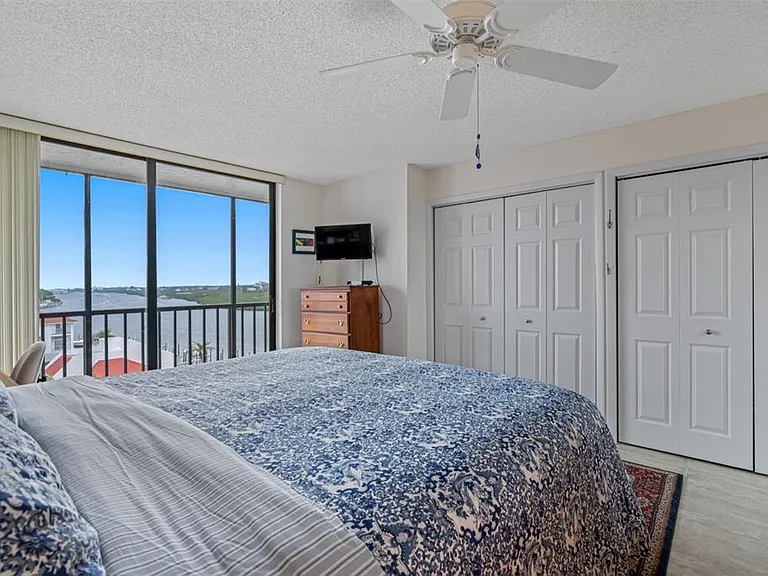 19111 Vista Bay Dr #612 — Photo 9