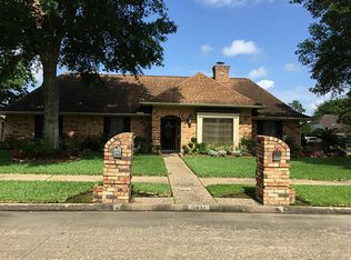 3931 Salvador St, Pasadena, TX 77504