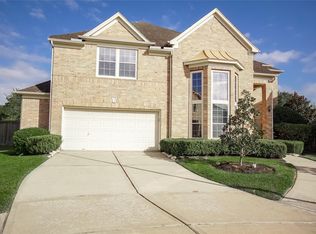 2202 Grand Shore Ct, Pearland, TX 77584