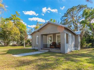 200 Penn St, Wildwood, FL 34785