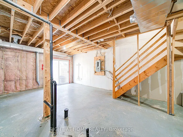 120 Railroad St #9 — Photo 26