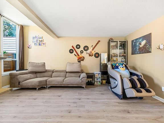 5th image of 6880 Lucas Rd #73