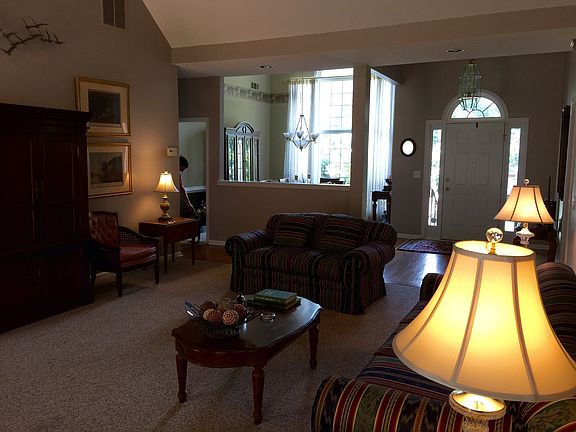 4th image of 9125 Woodhaven Way