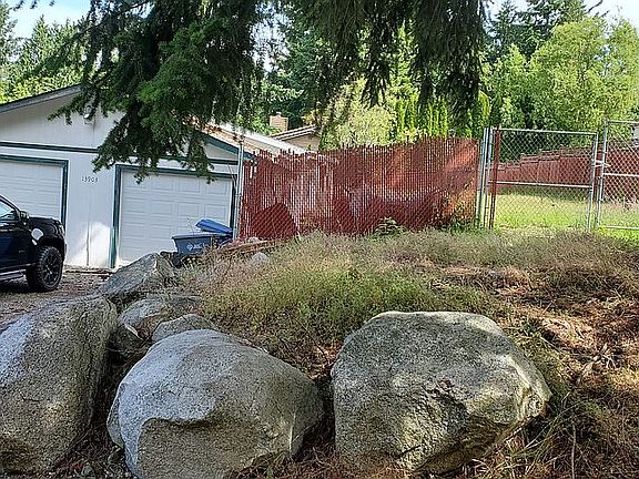 4th image of 13903 106th St E