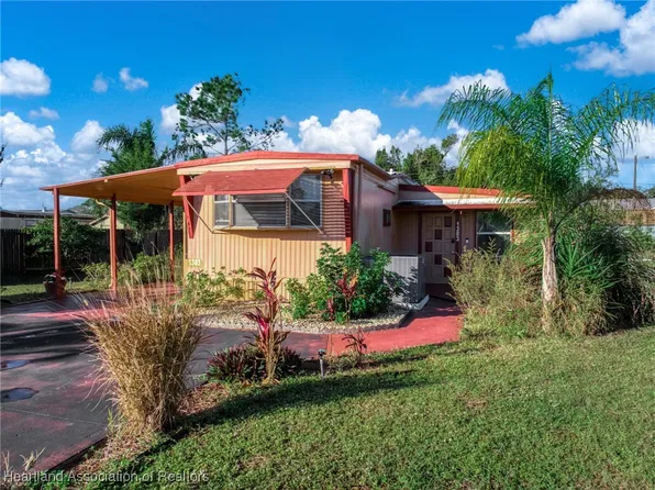 1303 Wightman Ave, Sebring, FL 33870