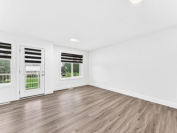 5th image of 4137 76th St NW #17