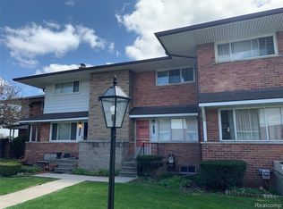 9937 Middlebelt Rd #40, Livonia, MI 48150