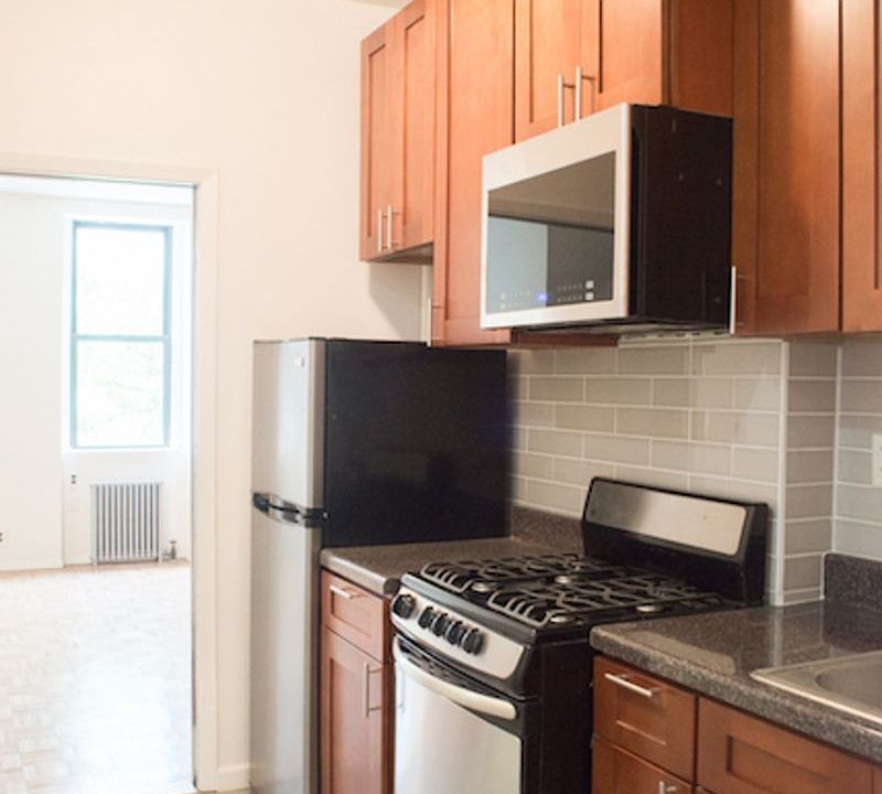 2nd image of 411 W 50th St APT 2B