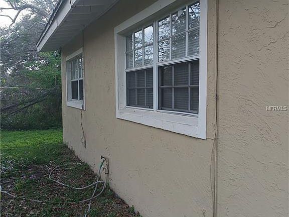 2nd image of 302 Ronnie Cir