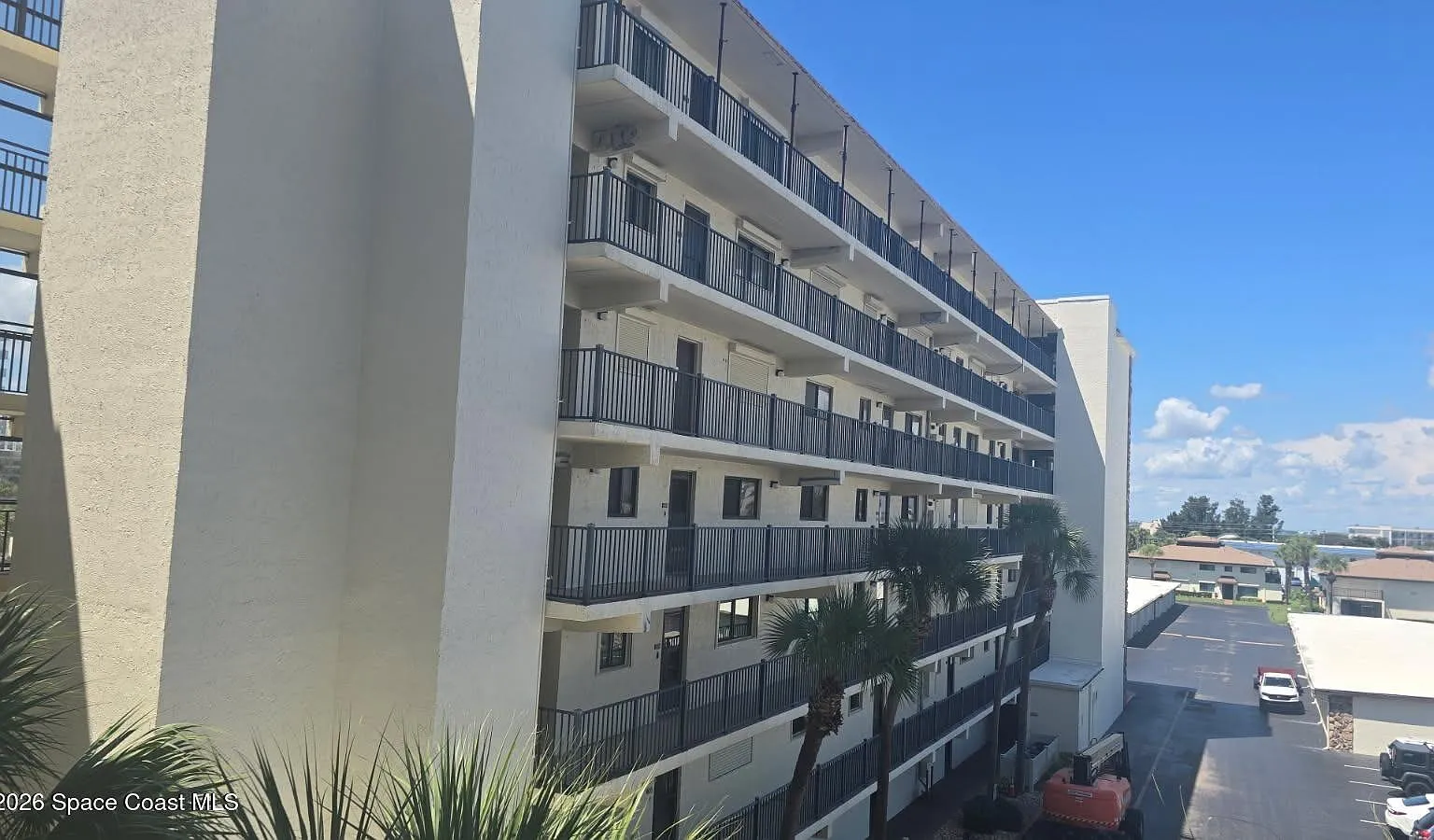 2 bed, 2.0 bath, 1316 sqft, $2,900 — Photo 2