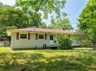 7101 Pinecrest St NE, Canton, OH 44721
