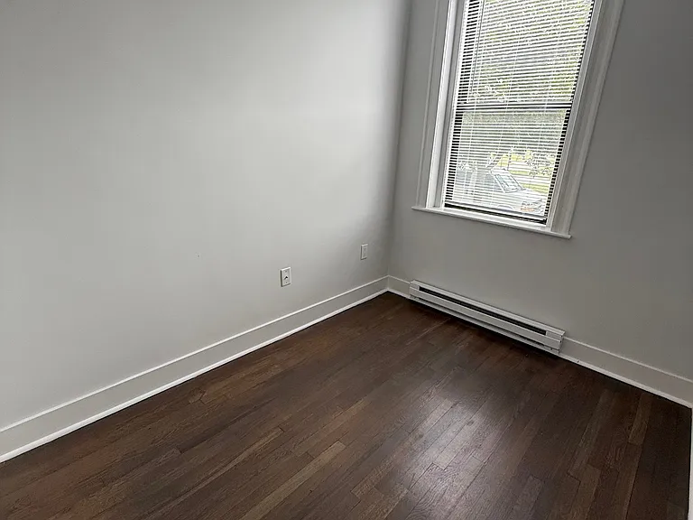 81 Park Dr #1L — Photo 5