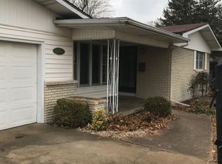 2141 E Claiborne St, Springfield, MO 65804