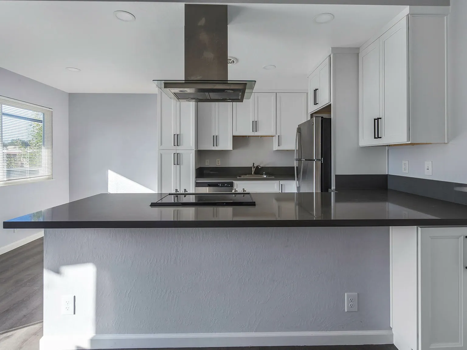 724 Central — Photo 1