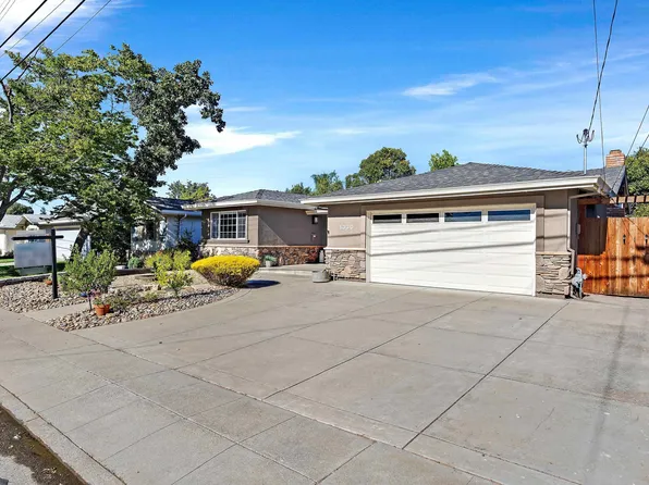1330 Hillcrest Ave, Livermore, CA 94550