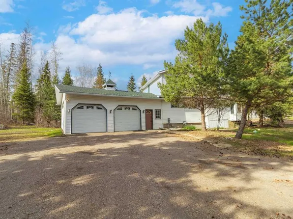126 S Community Ln, Wood Buffalo, AB T9H 5B4