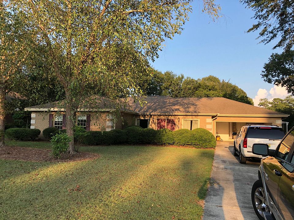 1st image of 113 Fernwood Dr