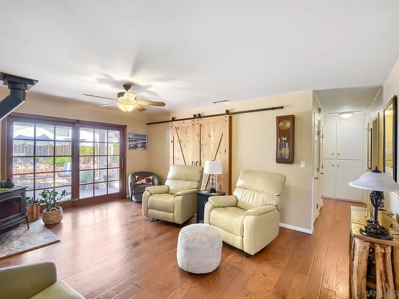 4th image of 9351 Goyette Pl