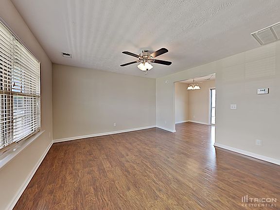 4th image of 712 Wildwood Dr