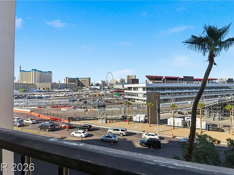 205 E Harmon Ave #508 — Photo 2