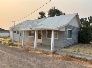 733 Sunset Dr, Ontario, OR 97914
