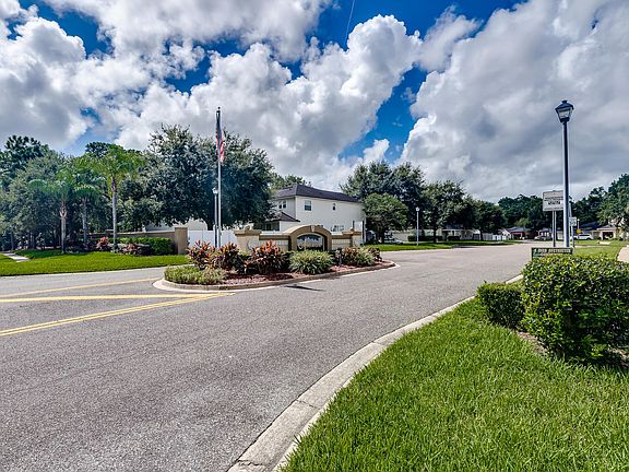 5th image of 12487 Heathgate Ct