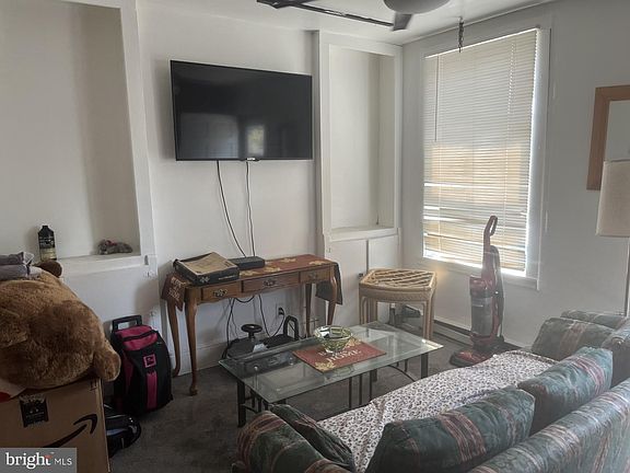 5th image of 2215 N Market St