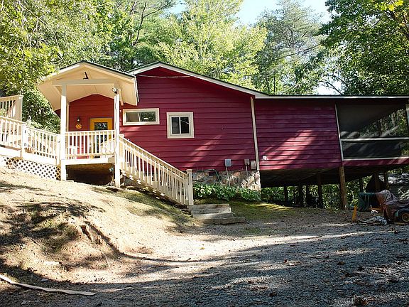 Main House and Screen Room