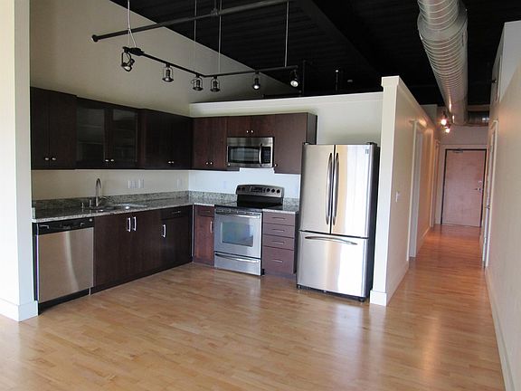 2nd image of 350 E Short St Unit 316