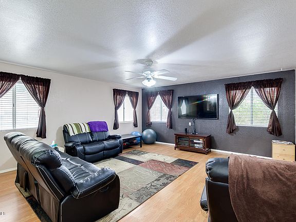 4th image of 5607 W Desert Cove Ave