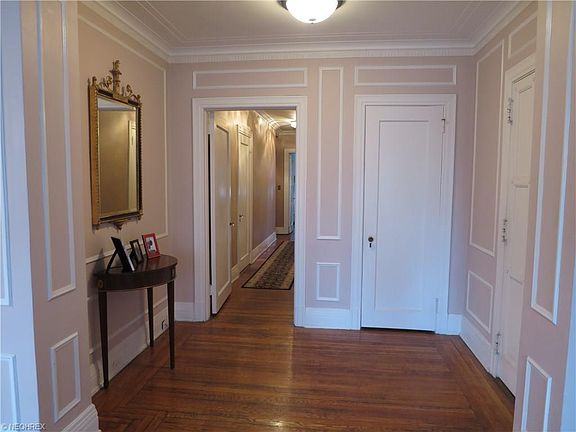 4th image of 13805 Shaker Blvd APT 3A