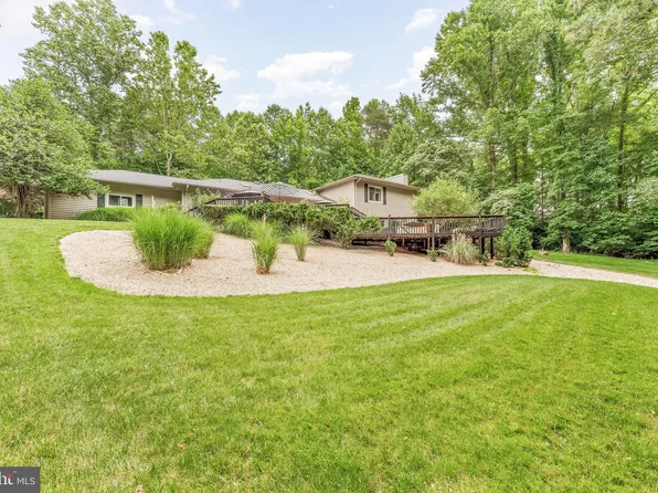 15215 Rolling Meadows Rd, Upper Marlboro, MD 20772