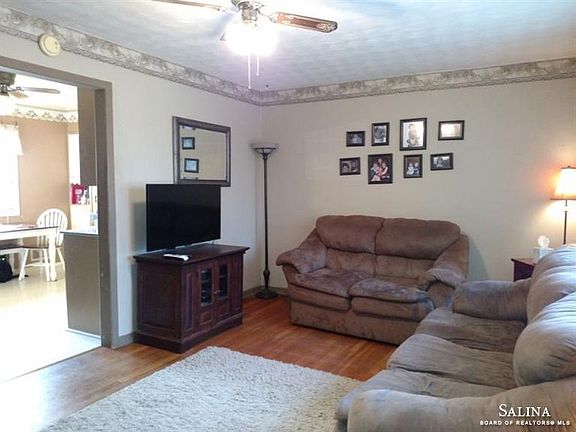 3rd image of 413 Tulane Ave