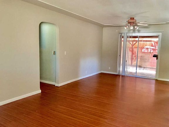 4th image of 1132 W Avenue H12
