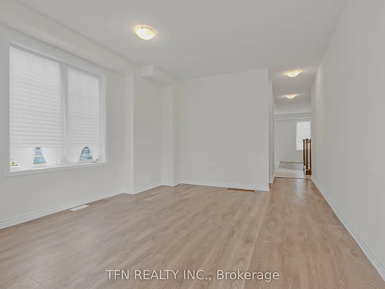 28 Abby Dr — Photo 5