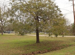 Charter St, Columbus, TX 78934