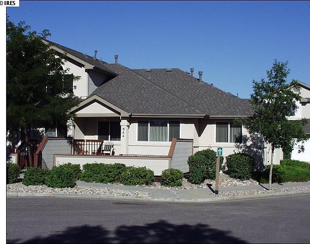 Ridgeview Front_02112013