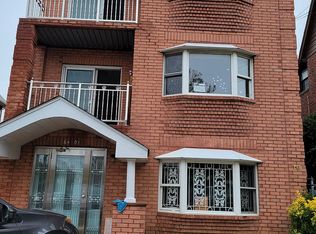 6401 155th St #3, Flushing, NY 11367