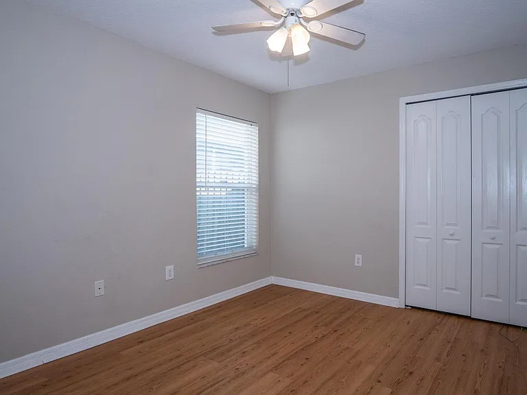 10815 Lakeside Vista Dr — Photo 12