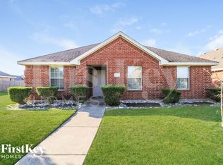 503 Cypress Ct, Red Oak, TX 75154