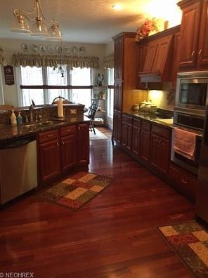 5th image of 48251 Tina Ln