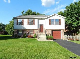 2590 Abby Ln, Dover, PA