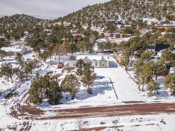 183 N Matt Dillon Trl, Central, UT 84722