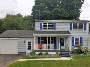 6570 Hamilton Dr, Derby, NY 14047