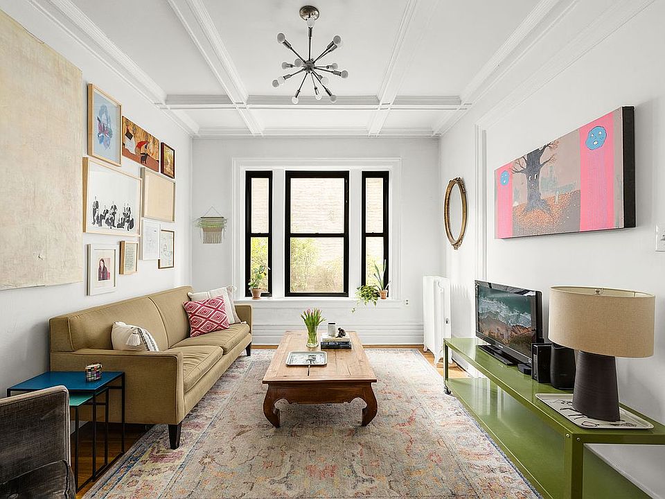 1st image of 250 Seeley St APT 4